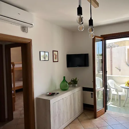 Licasedimare Semesterbostad Sant Isidoro (Apulia)